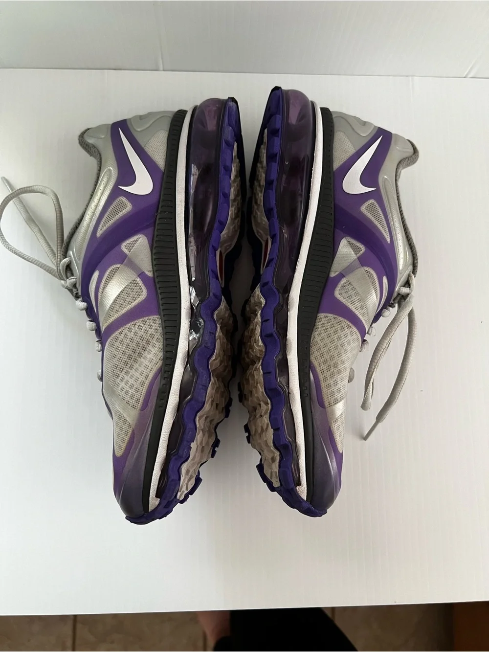 Nike Women's Purple and Silver Athletic Running Sneakers